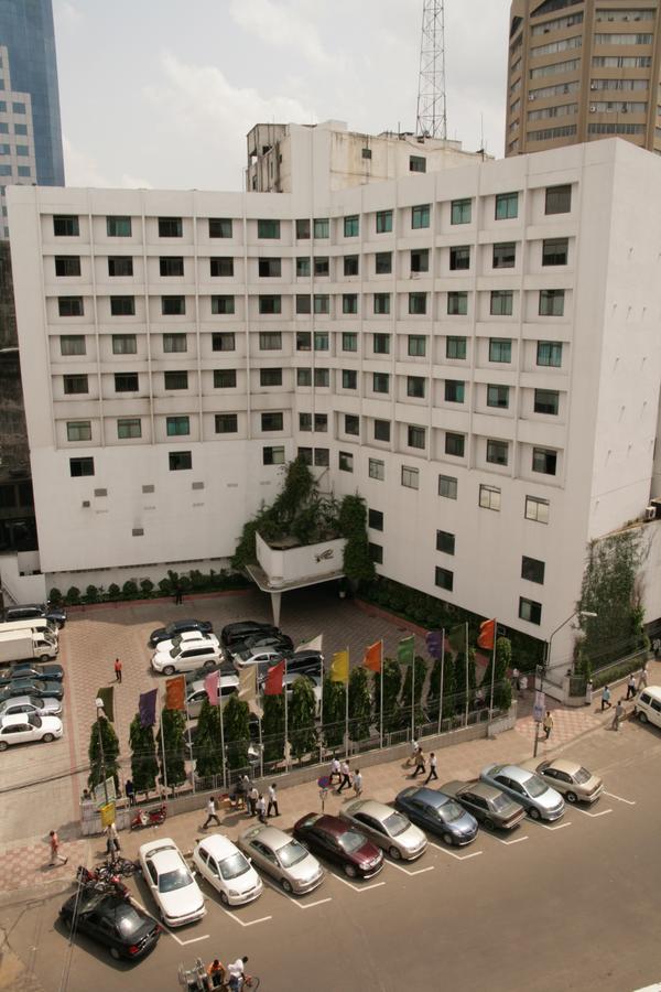 Hotel Purbani International Ltd. Дака Екстериор снимка